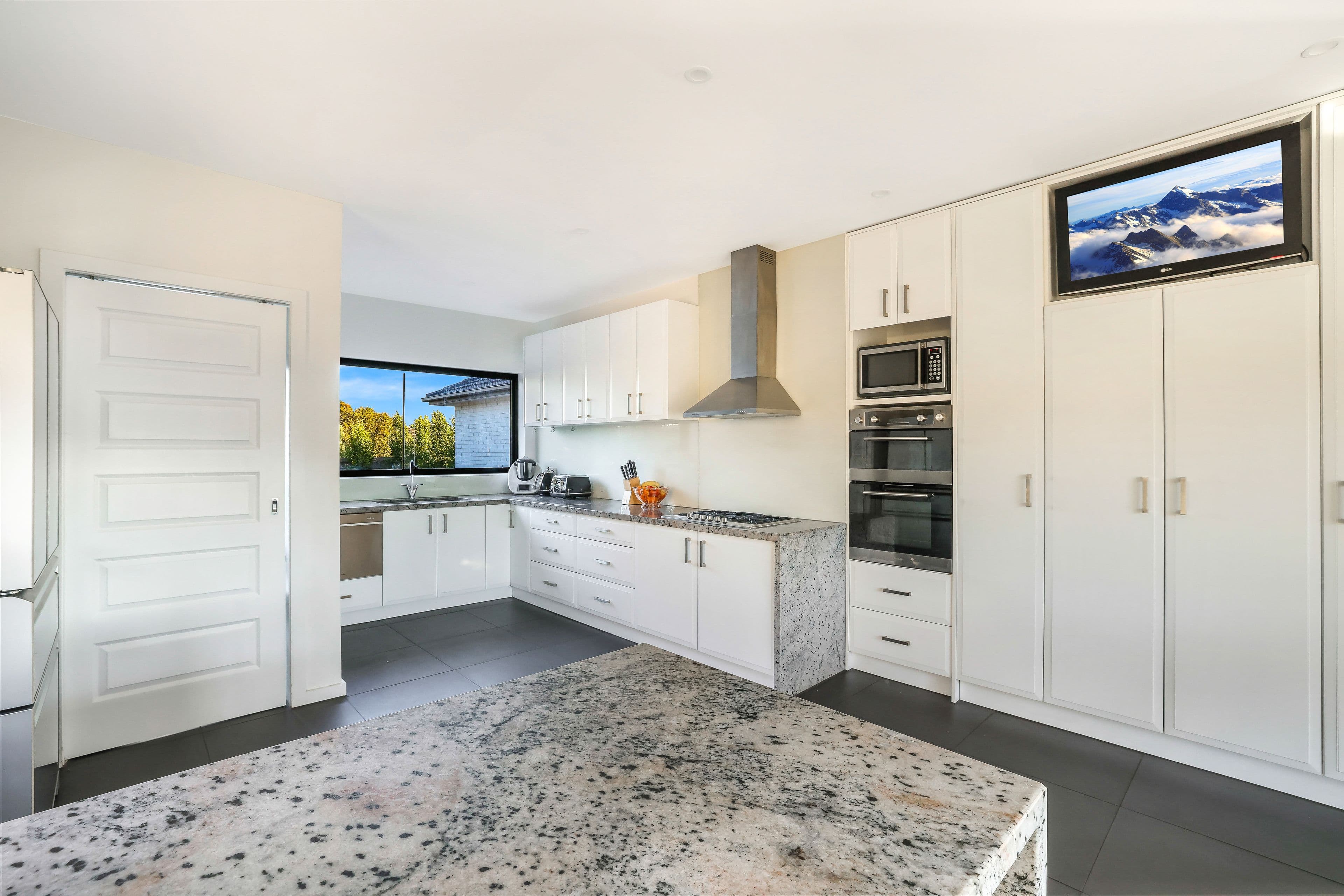 28 Glen Street, Glenroy VIC 3046, Glenroy - Thumbnail 5