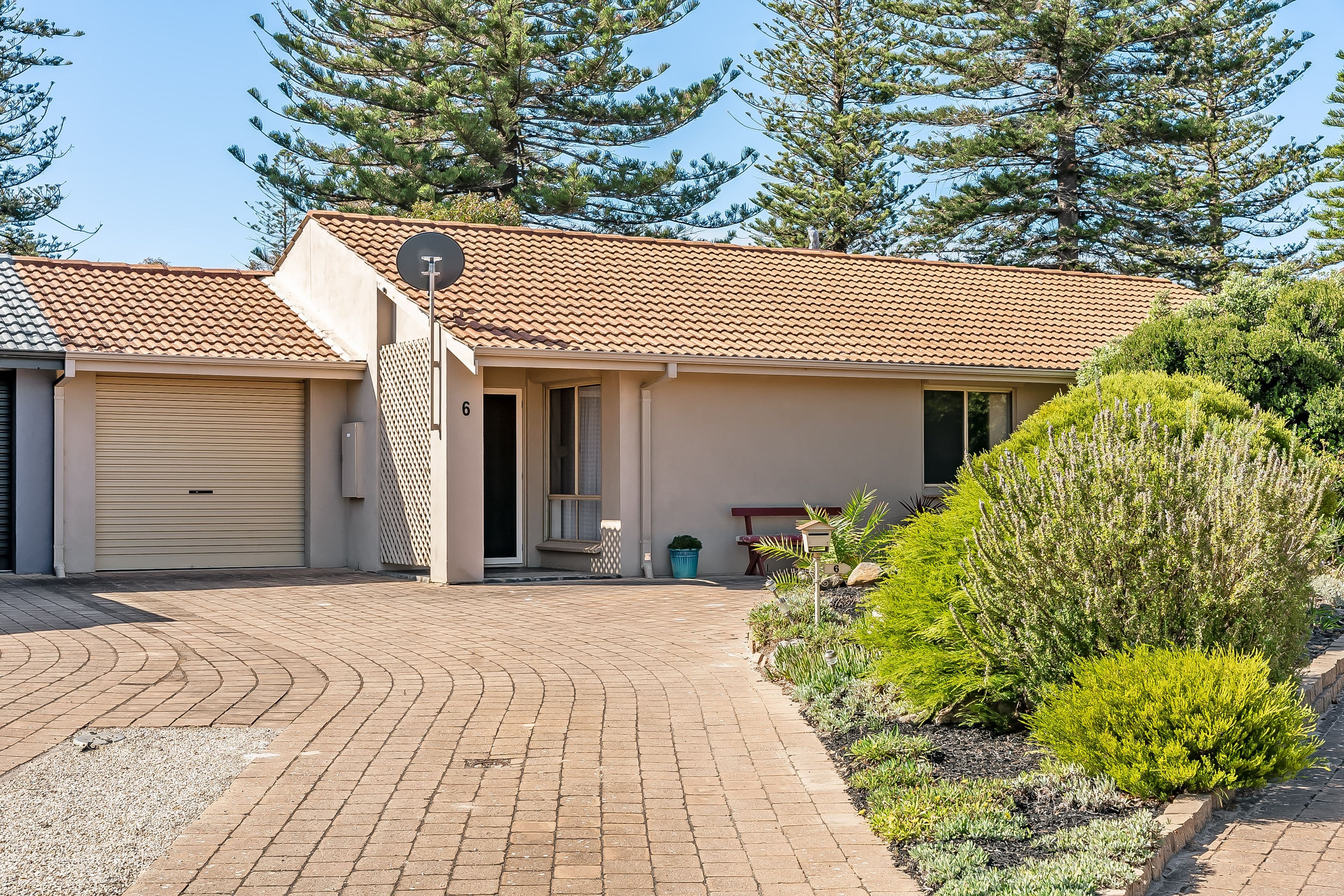 6 Canada Court, North Haven SA 5018, North Haven - Image 1