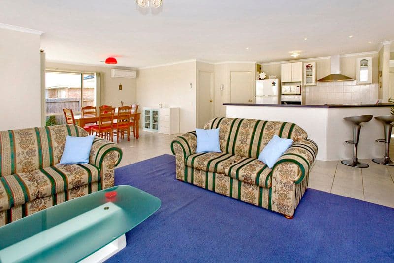 40 Meadenhall Drive, ST ALBANS PARK VIC 3219, St Albans Park - Thumbnail 7