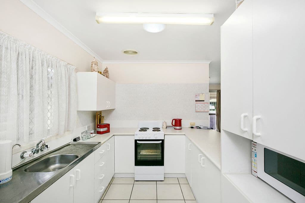 25 Second Avenue, Palm Beach QLD 4221, Palm Beach - Thumbnail 3