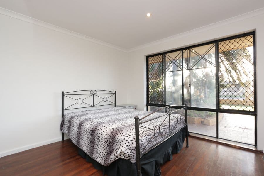 86 Gabriel Street, CLOVERDALE WA 6105, Cloverdale - Thumbnail 4