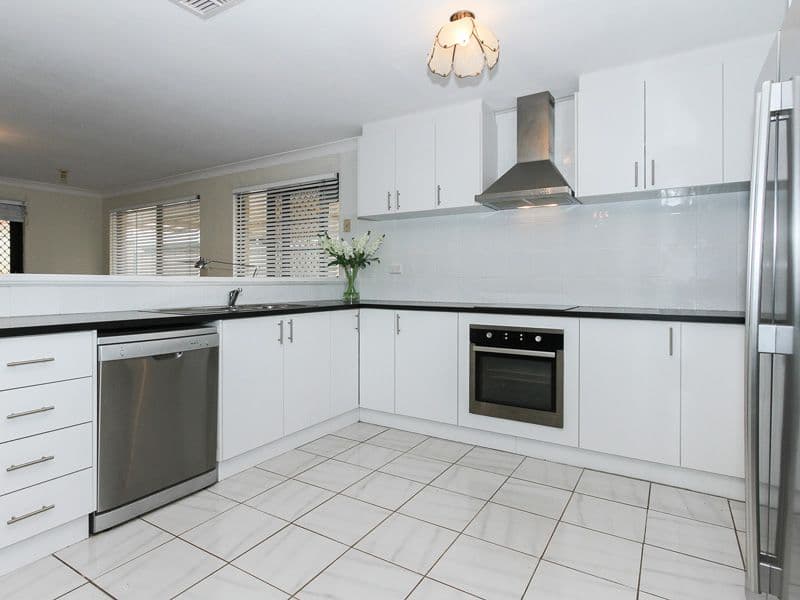 33 St Lawrence Drive, Beechboro WA 6063, Beechboro - Thumbnail 4