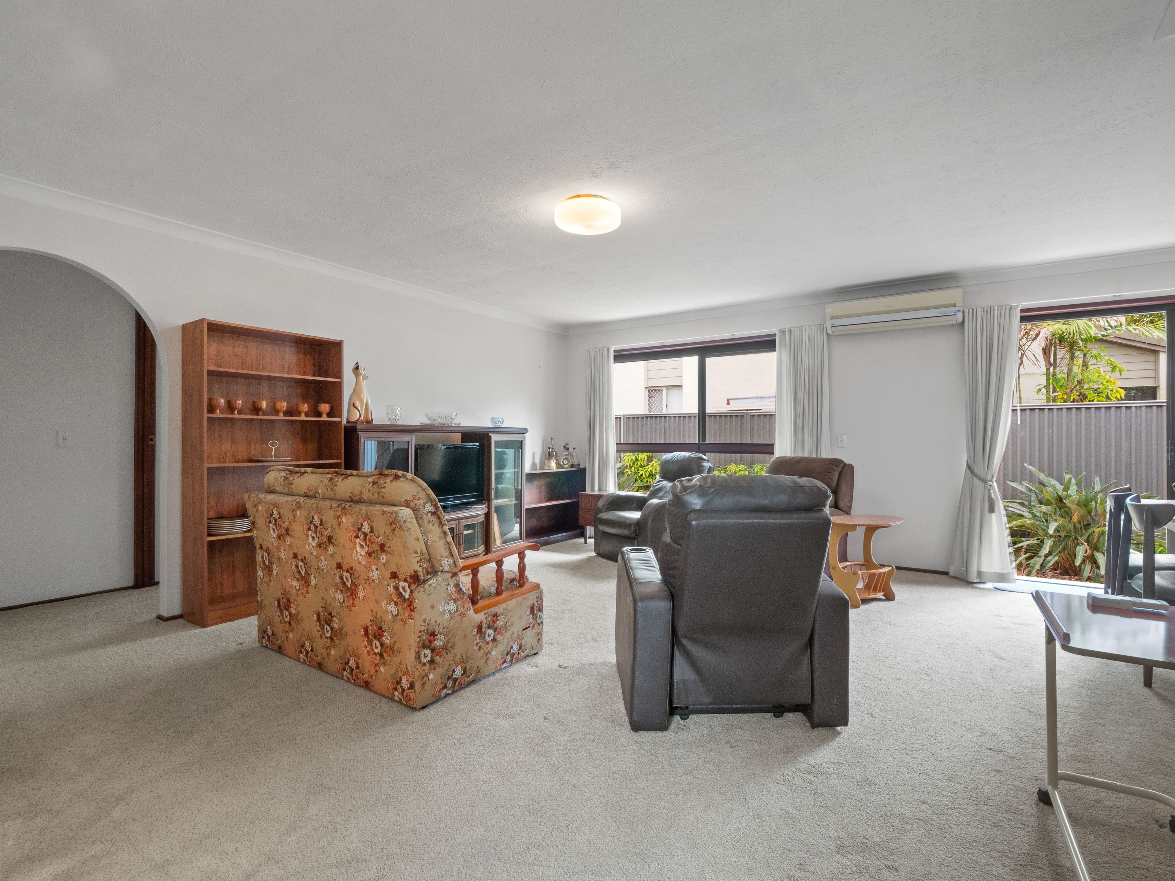 22-24 Dunlin Drive, Burleigh Waters QLD 4220, Burleigh Waters - Thumbnail 4