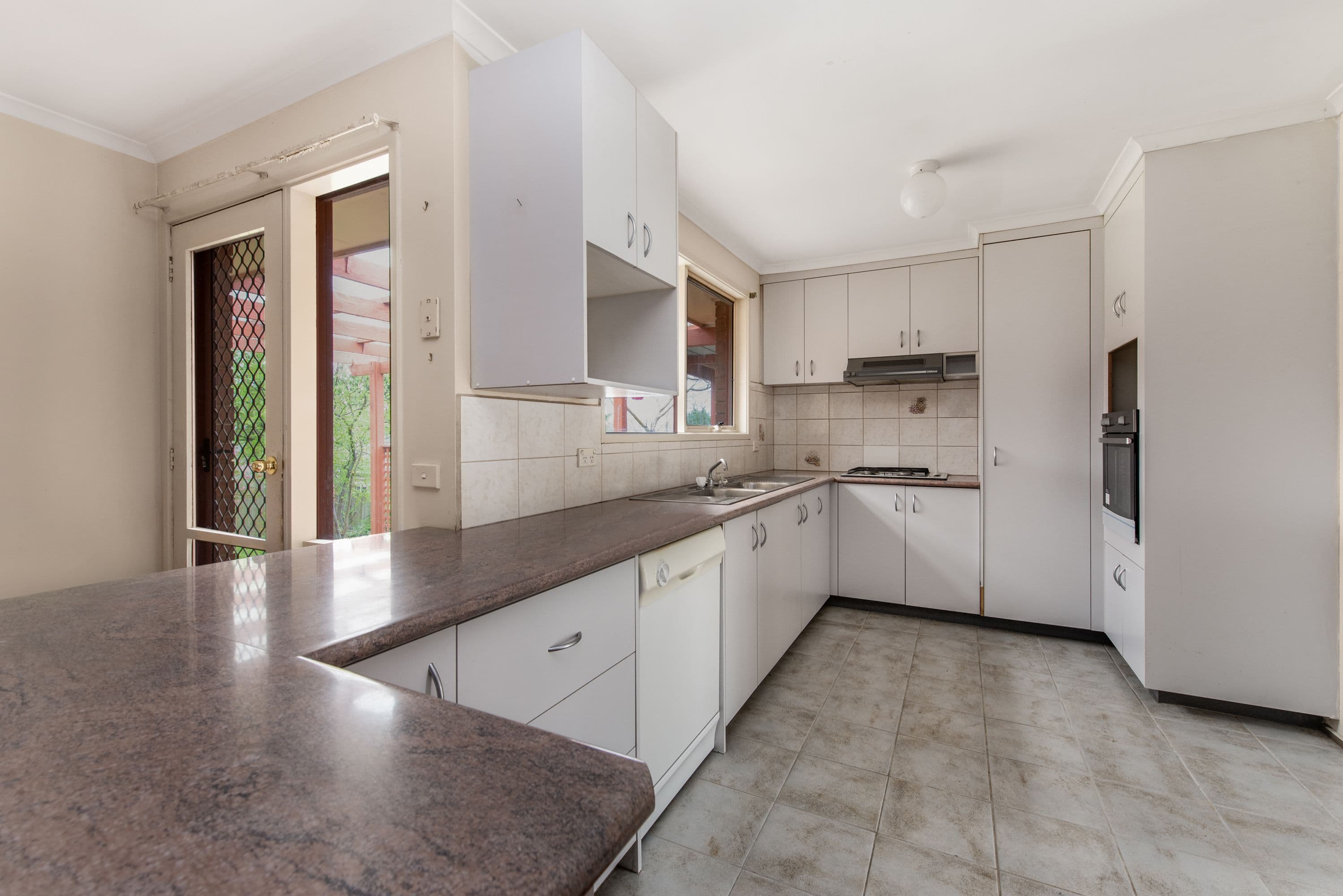 135 Eagle Drive, Pakenham VIC 3810, Pakenham - Thumbnail 3