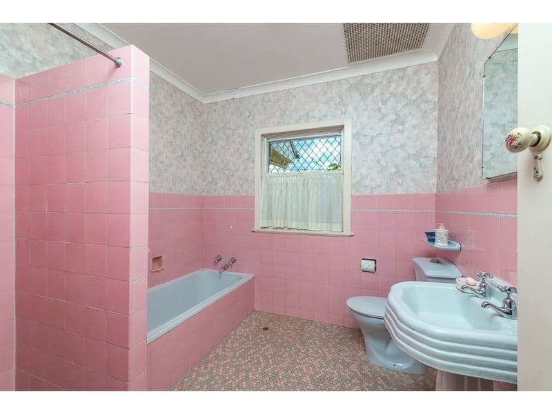 2 Bougainvillea Avenue, Indooroopilly QLD 4068, Indooroopilly - Thumbnail 5