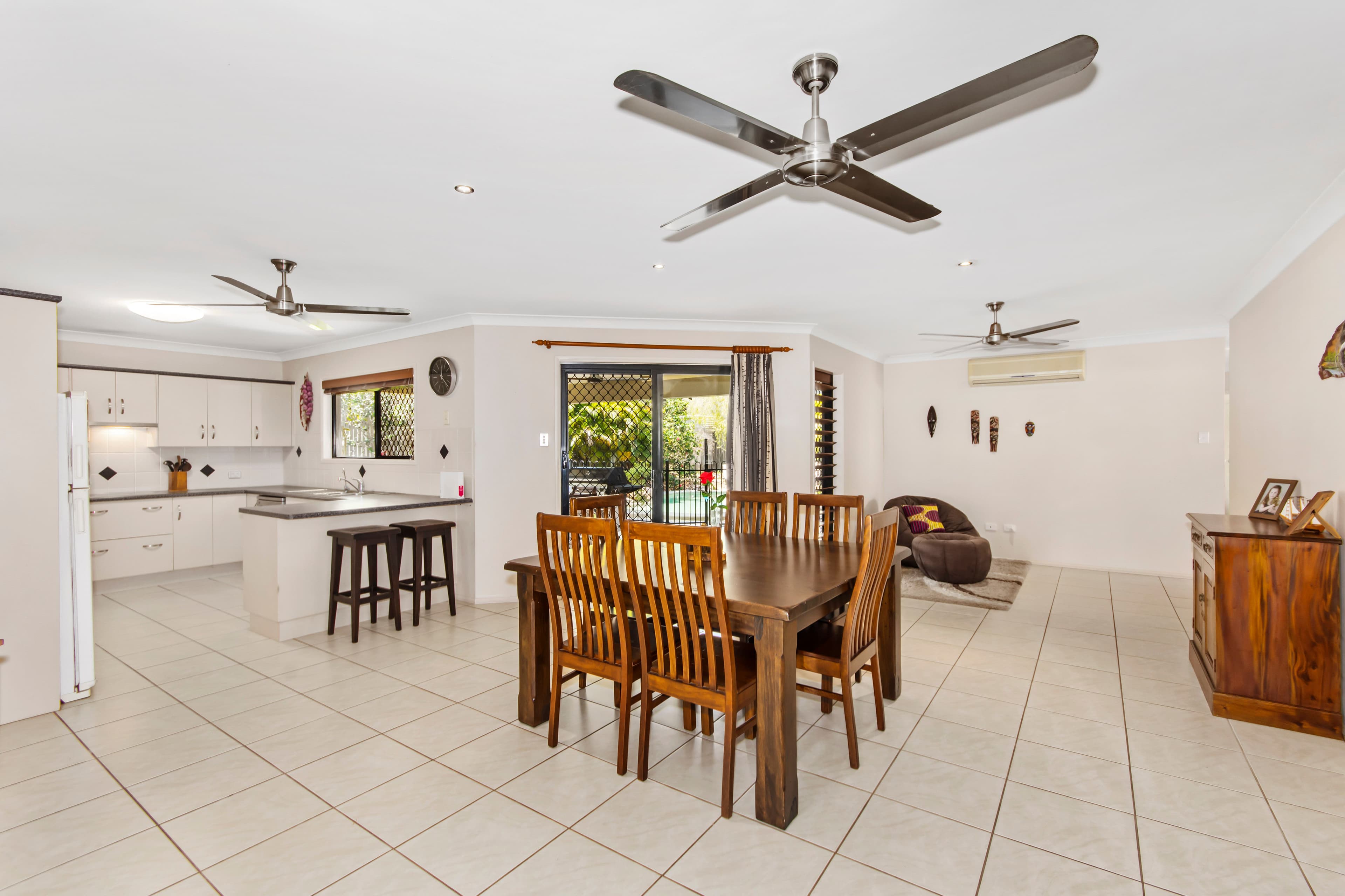 17 Blackbean Court, Mount Louisa QLD 4814, Mount Louisa - Thumbnail 4