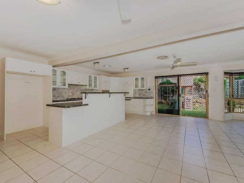 6 Palau Street, PACIFIC PINES QLD 4211, Pacific Pines - Thumbnail 4
