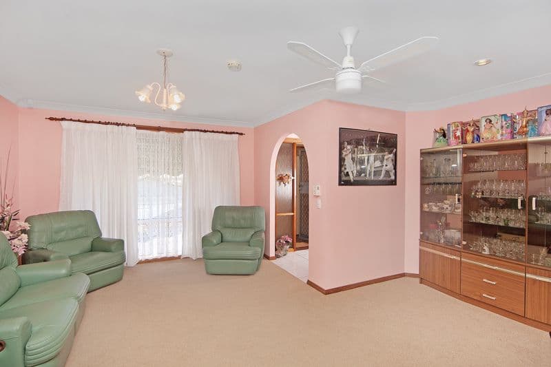 41 Bass Avenue, KILLARNEY VALE NSW 2261, Killarney Vale - Thumbnail 2