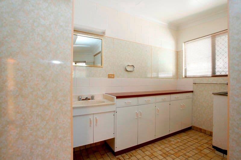 23 Victor Street, CRANBROOK QLD 4814, Cranbrook - Thumbnail 5