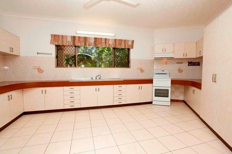 23 Victor Street, CRANBROOK QLD 4814, Cranbrook - Thumbnail 6