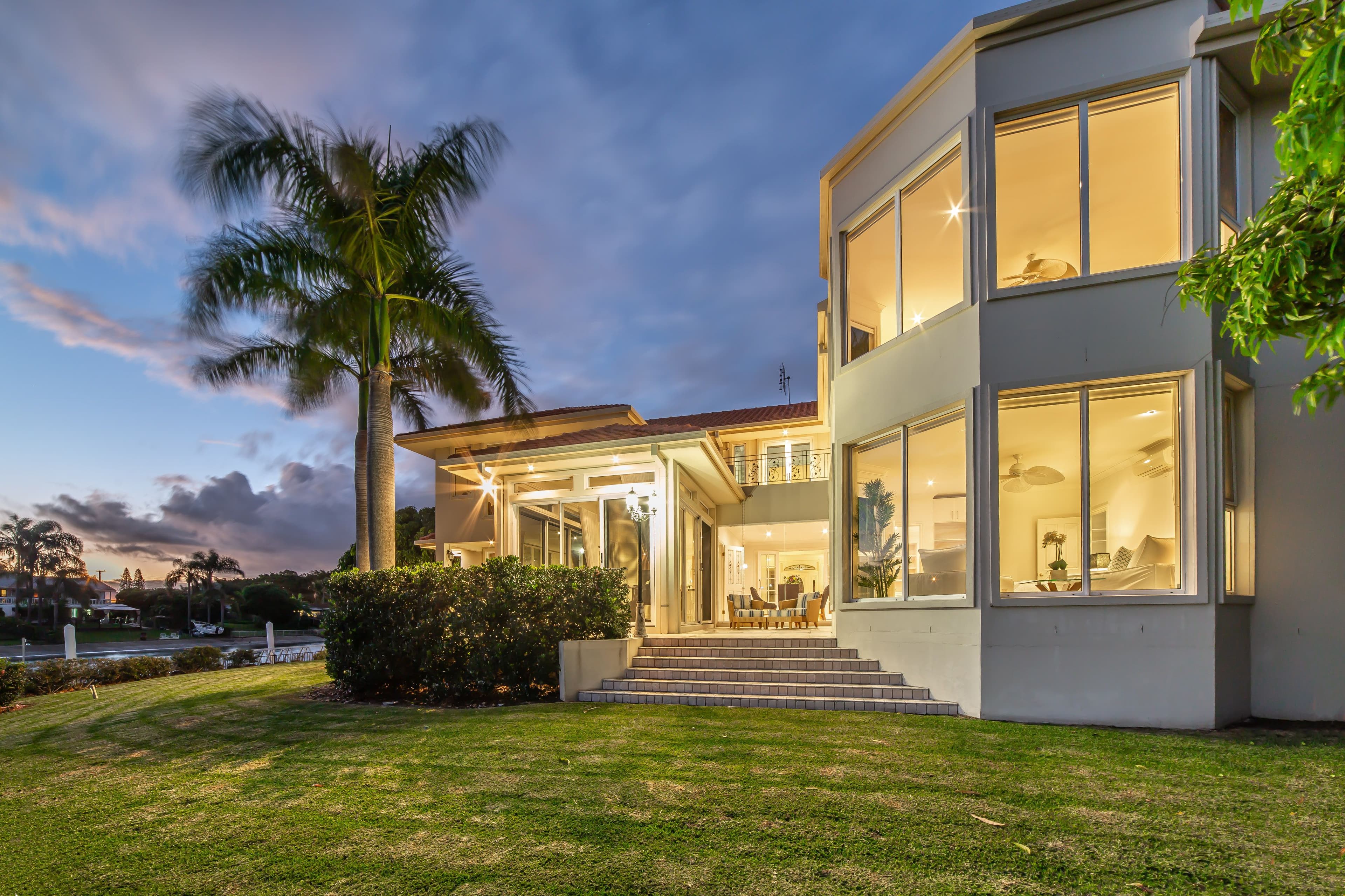 54 Moana Park Avenue, Broadbeach Waters QLD 4218, Broadbeach Waters - Thumbnail 4
