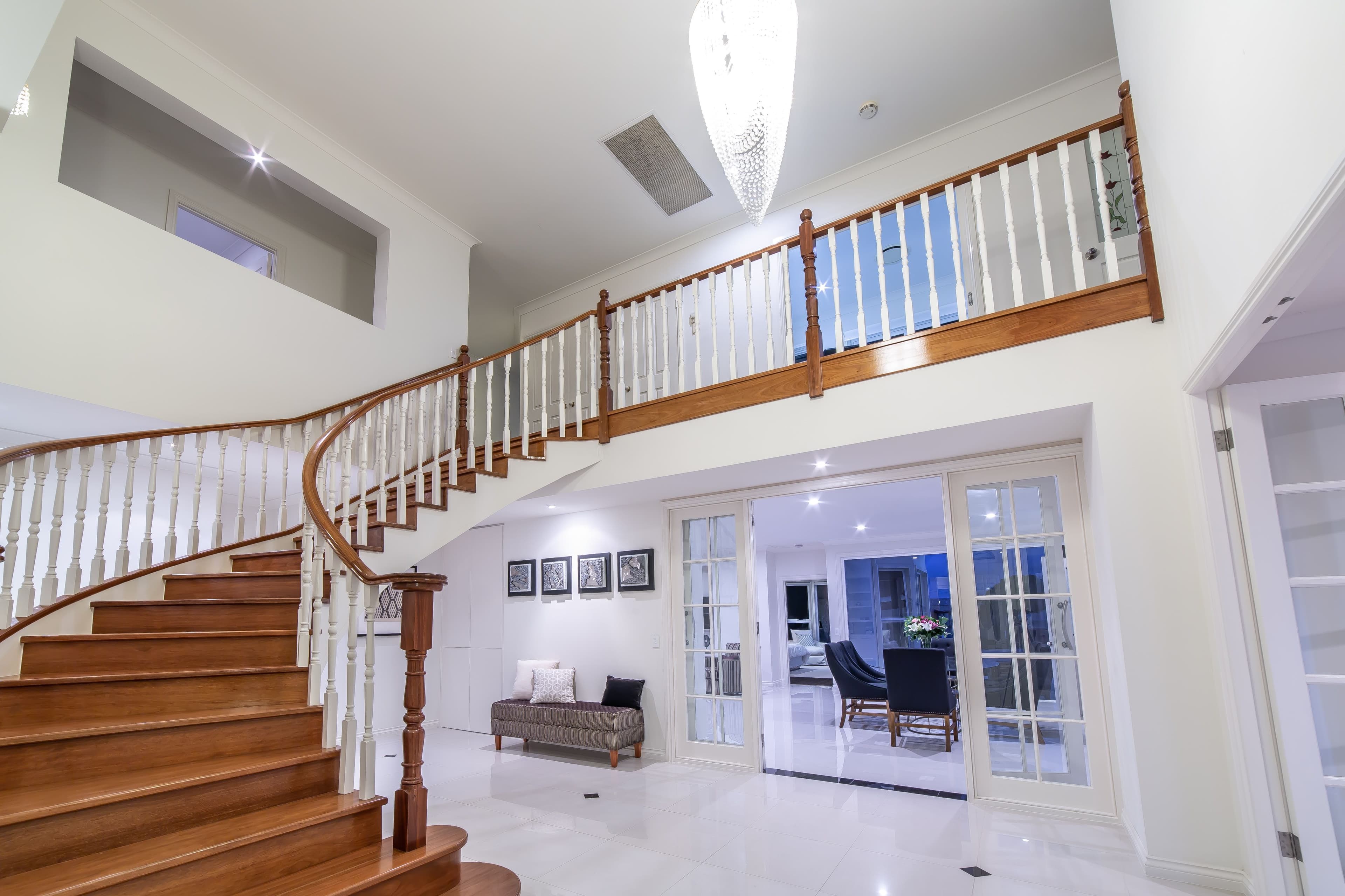 54 Moana Park Avenue, Broadbeach Waters QLD 4218, Broadbeach Waters - Thumbnail 5