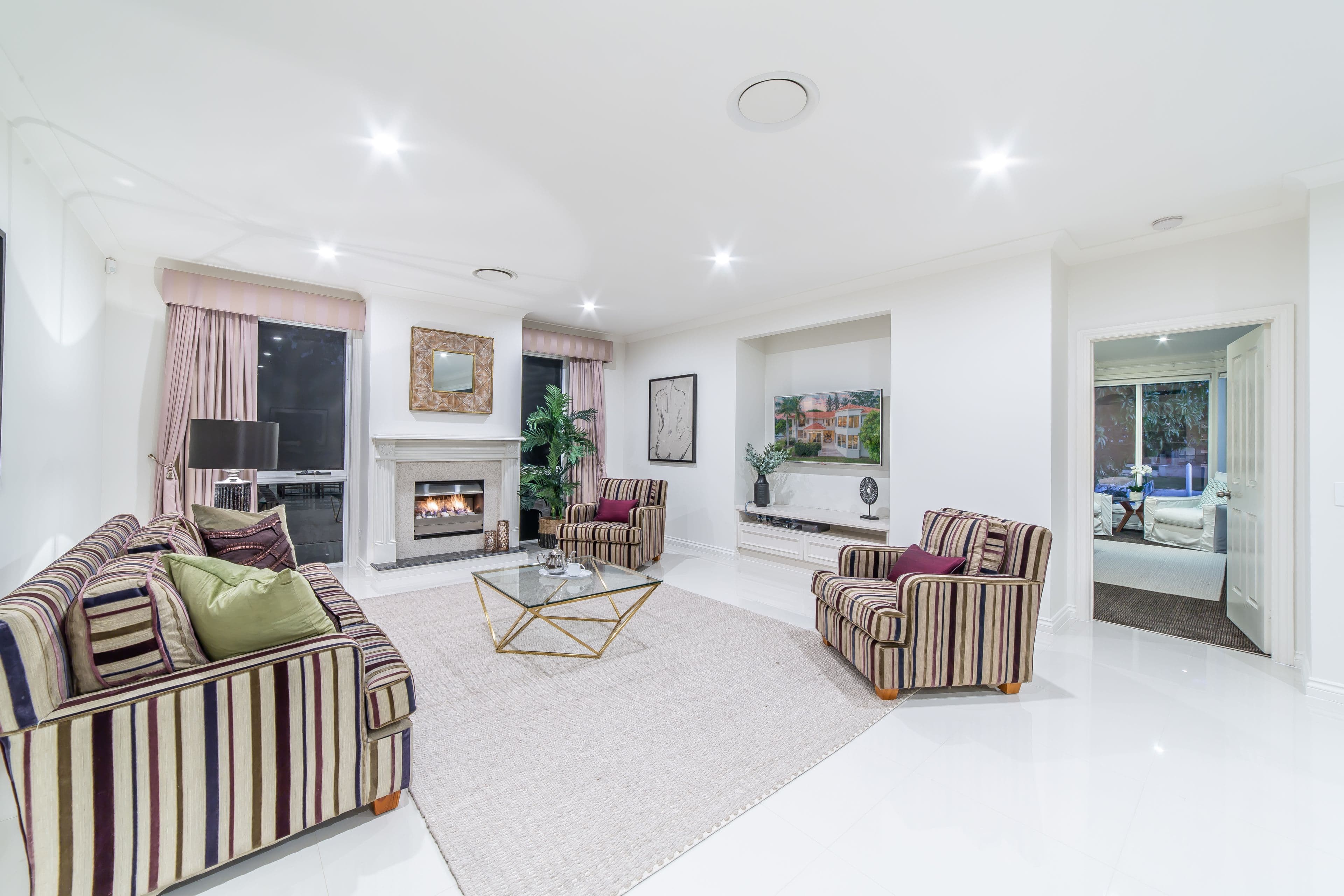 54 Moana Park Avenue, Broadbeach Waters QLD 4218, Broadbeach Waters - Thumbnail 8