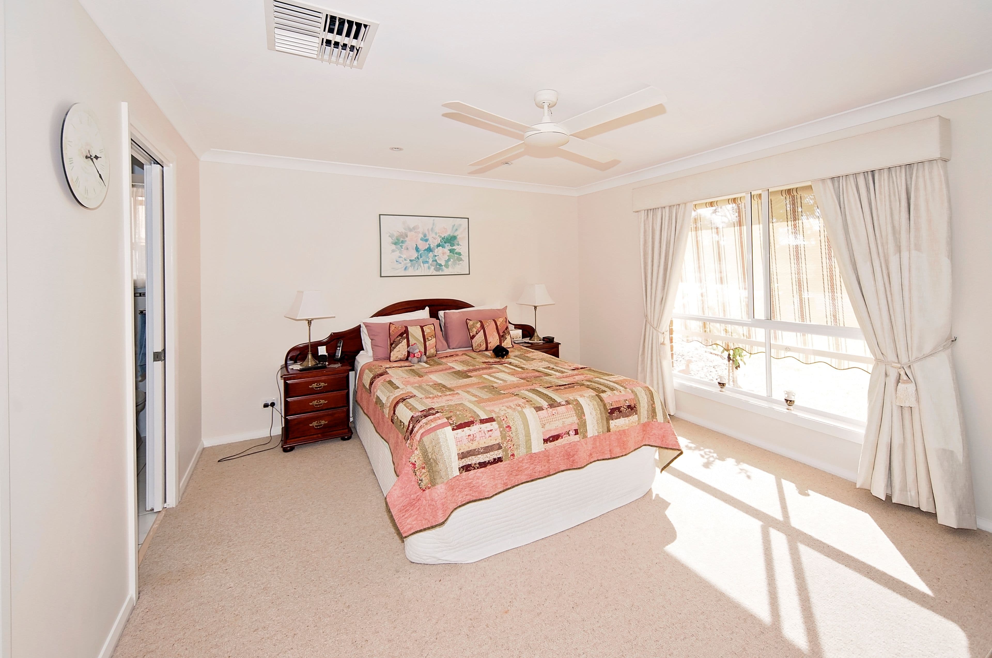 19 Dillon Avenue, Cootamundra - Thumbnail 3