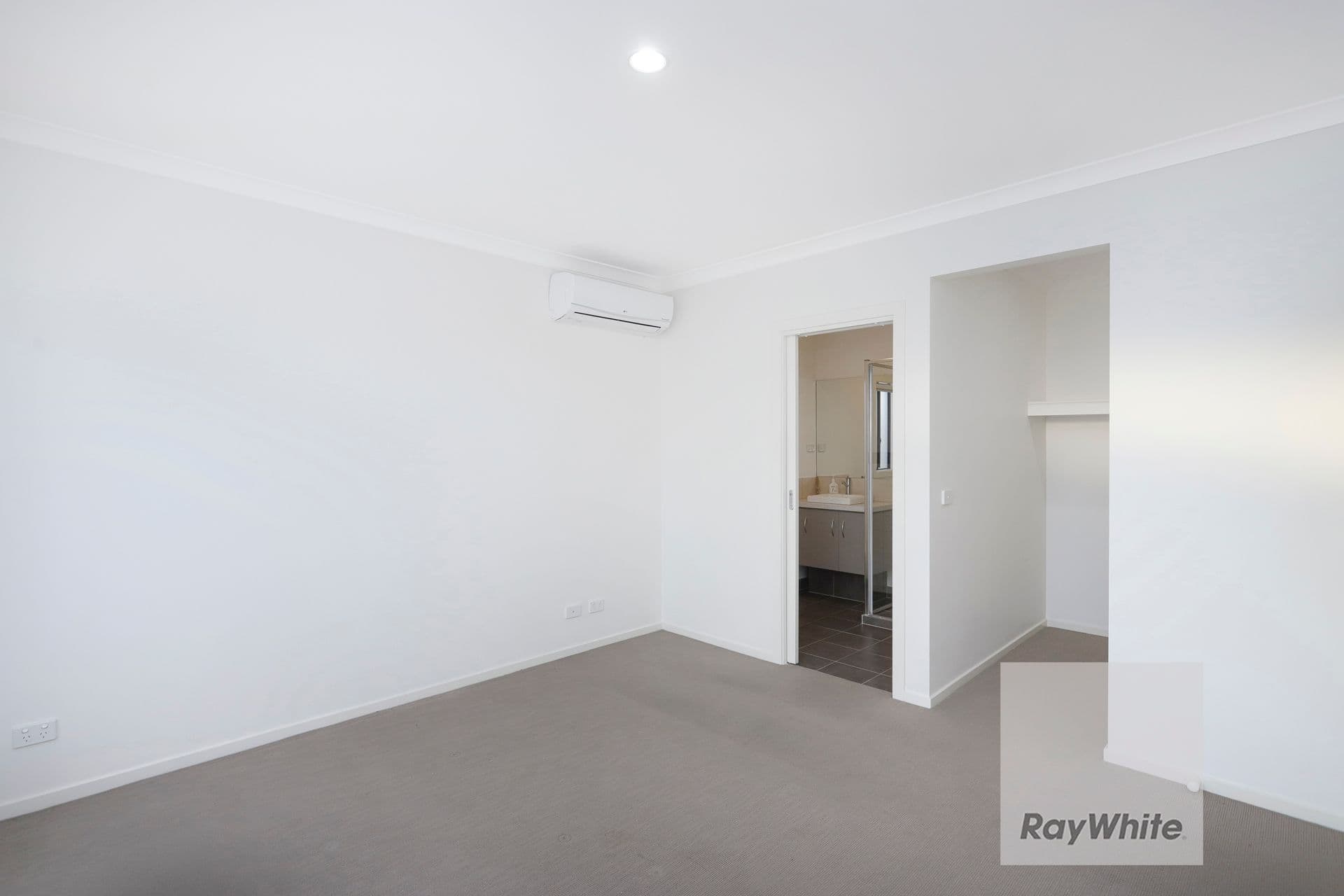 16 Scarlet Drive, Greenvale VIC 3059, Greenvale - Thumbnail 3