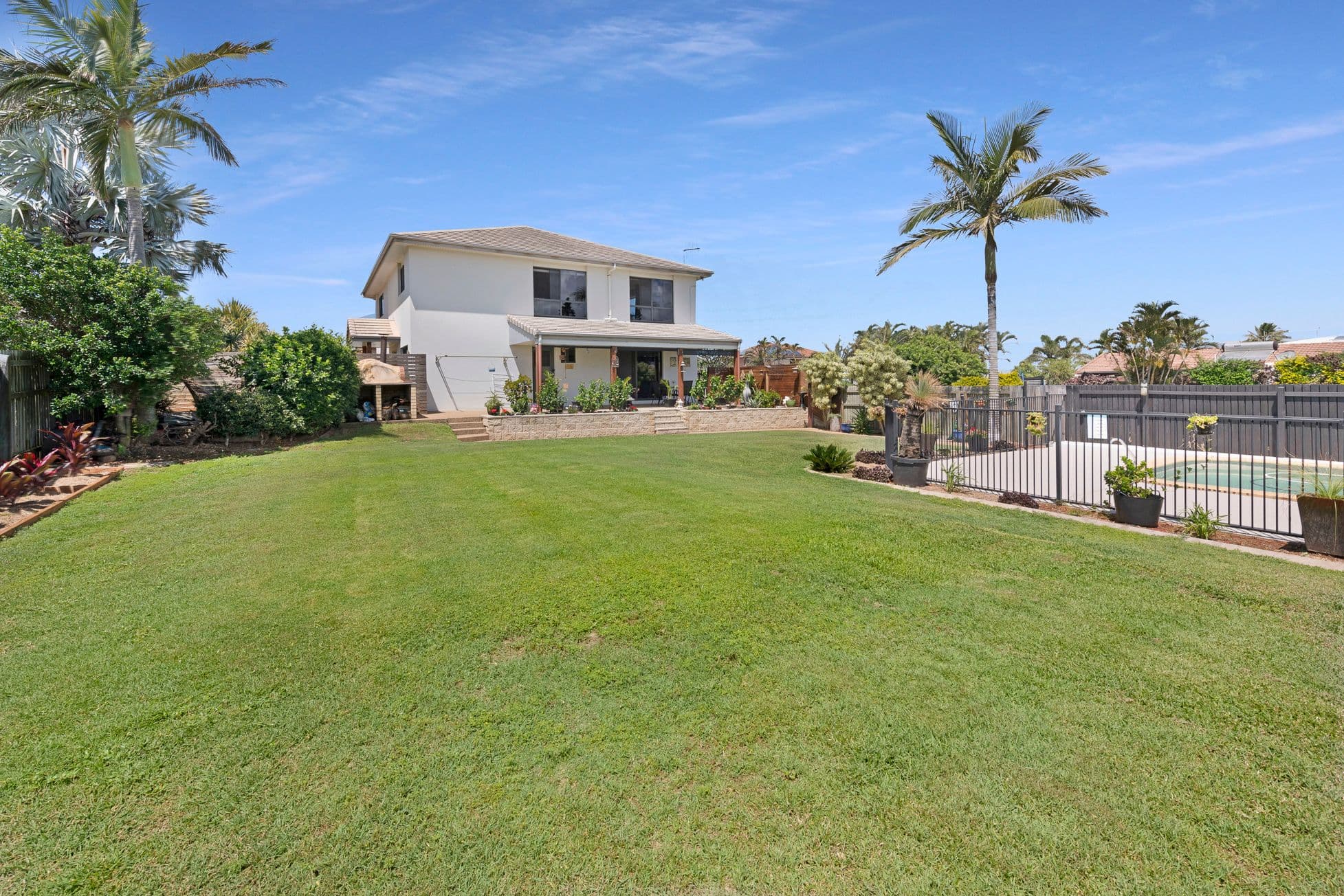 3 Arunda Street, Coral Cove QLD 4670, Coral Cove - Thumbnail 4