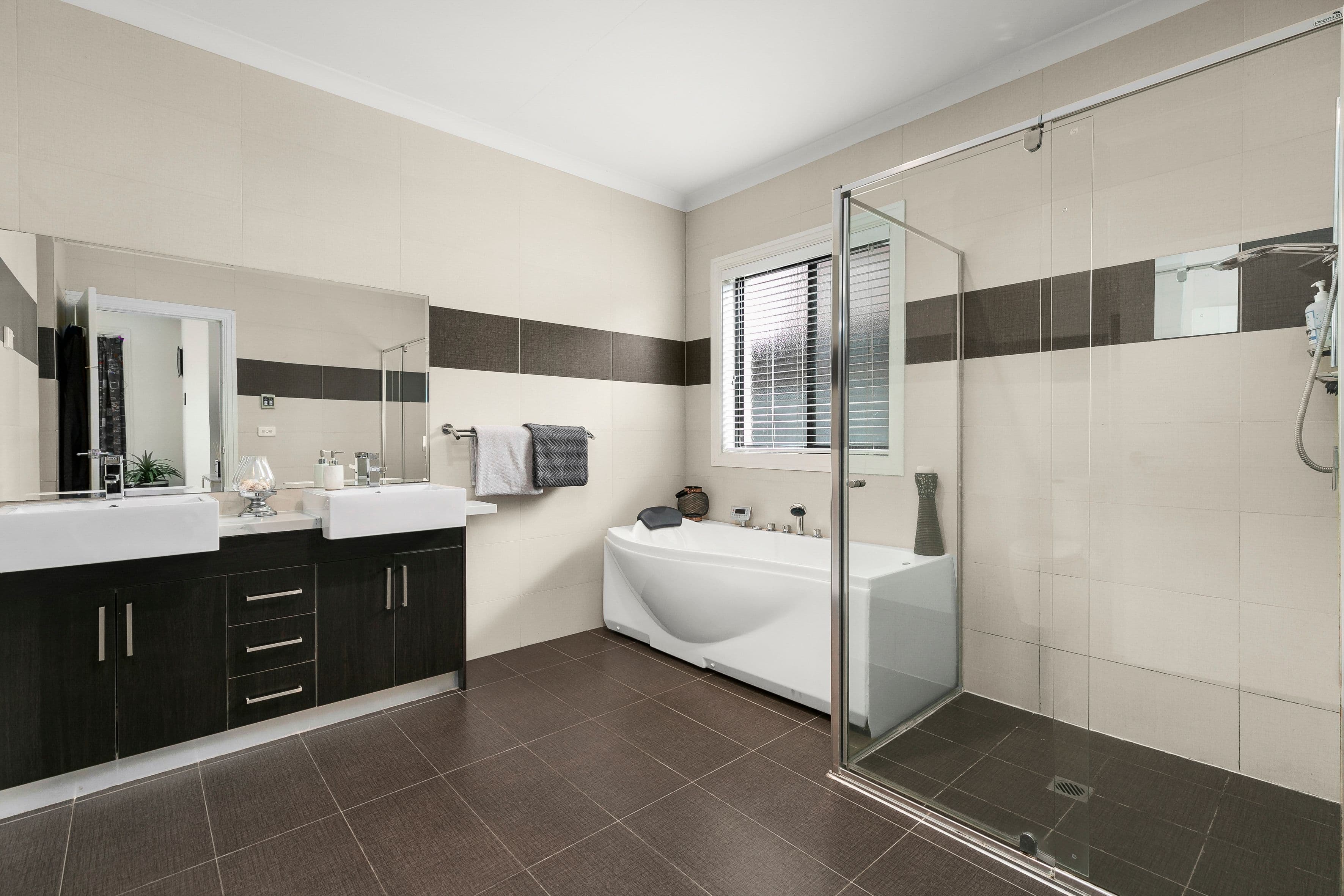 12 Beechworth Avenue, Greenvale VIC 3059, Greenvale - Thumbnail 8