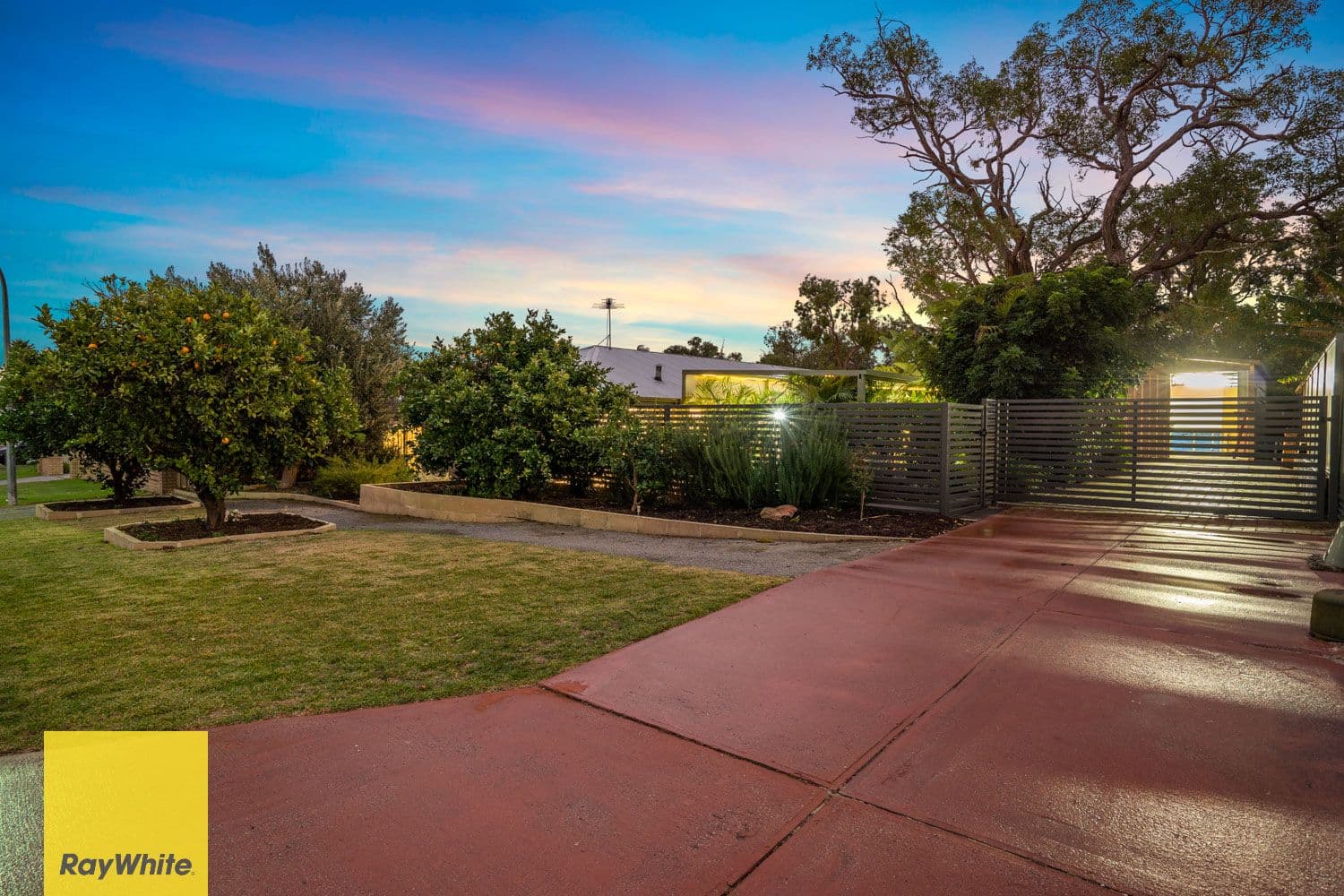 25 Horton Crescent, Marangaroo WA 6064, Marangaroo - Image 1