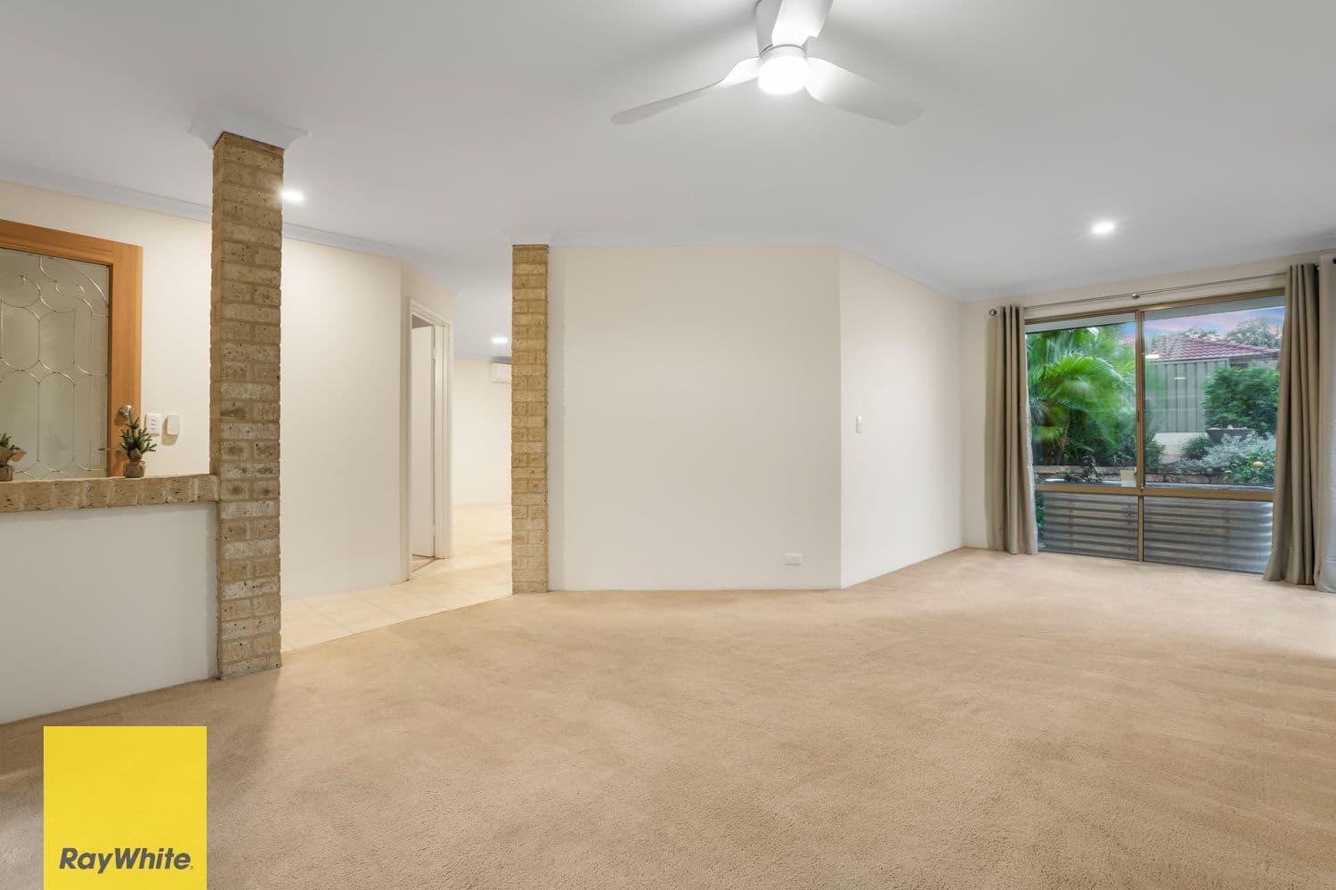 25 Horton Crescent, Marangaroo WA 6064, Marangaroo - Thumbnail 5