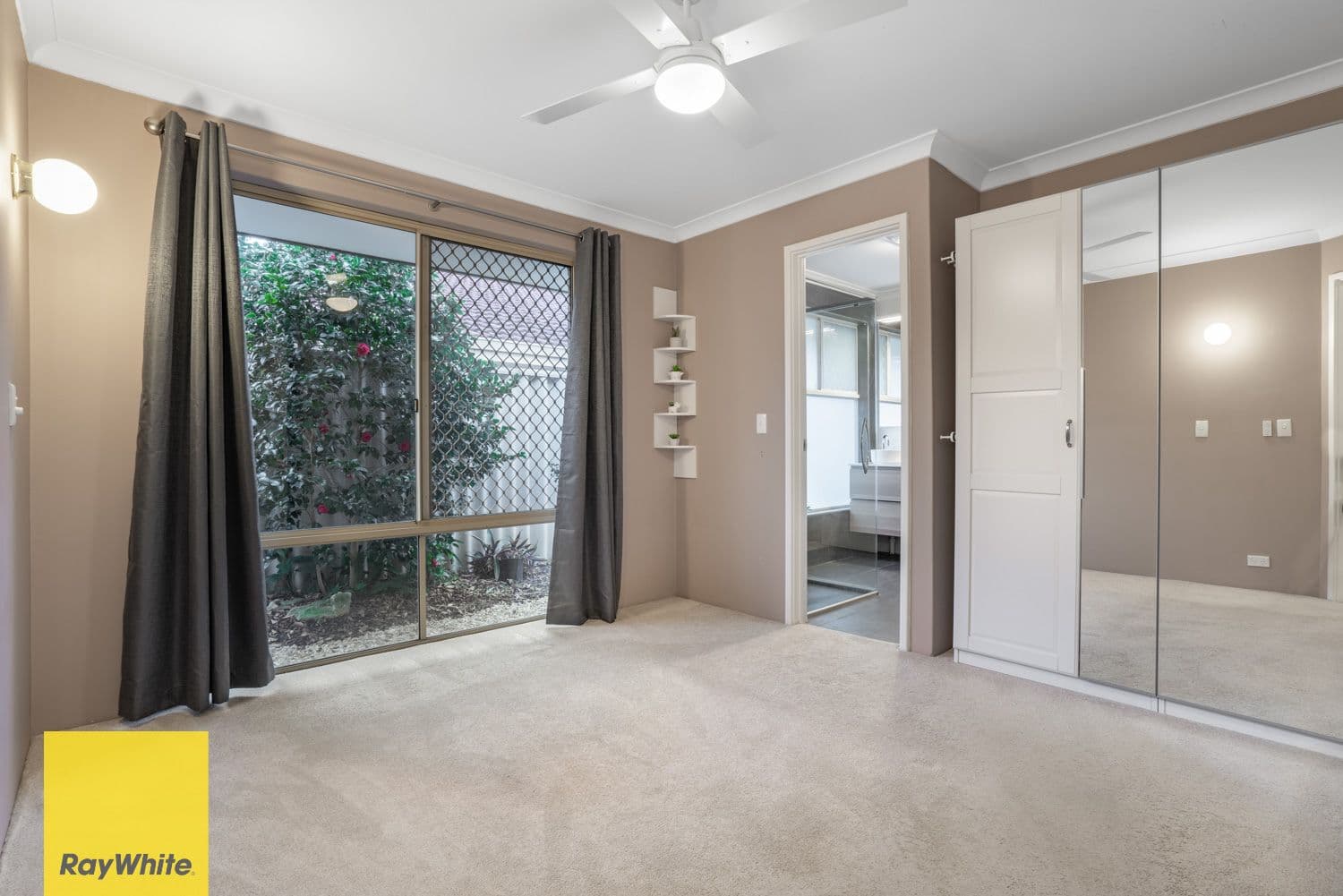25 Horton Crescent, Marangaroo WA 6064, Marangaroo - Thumbnail 6