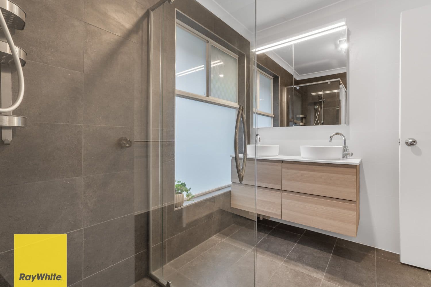 25 Horton Crescent, Marangaroo WA 6064, Marangaroo - Thumbnail 8