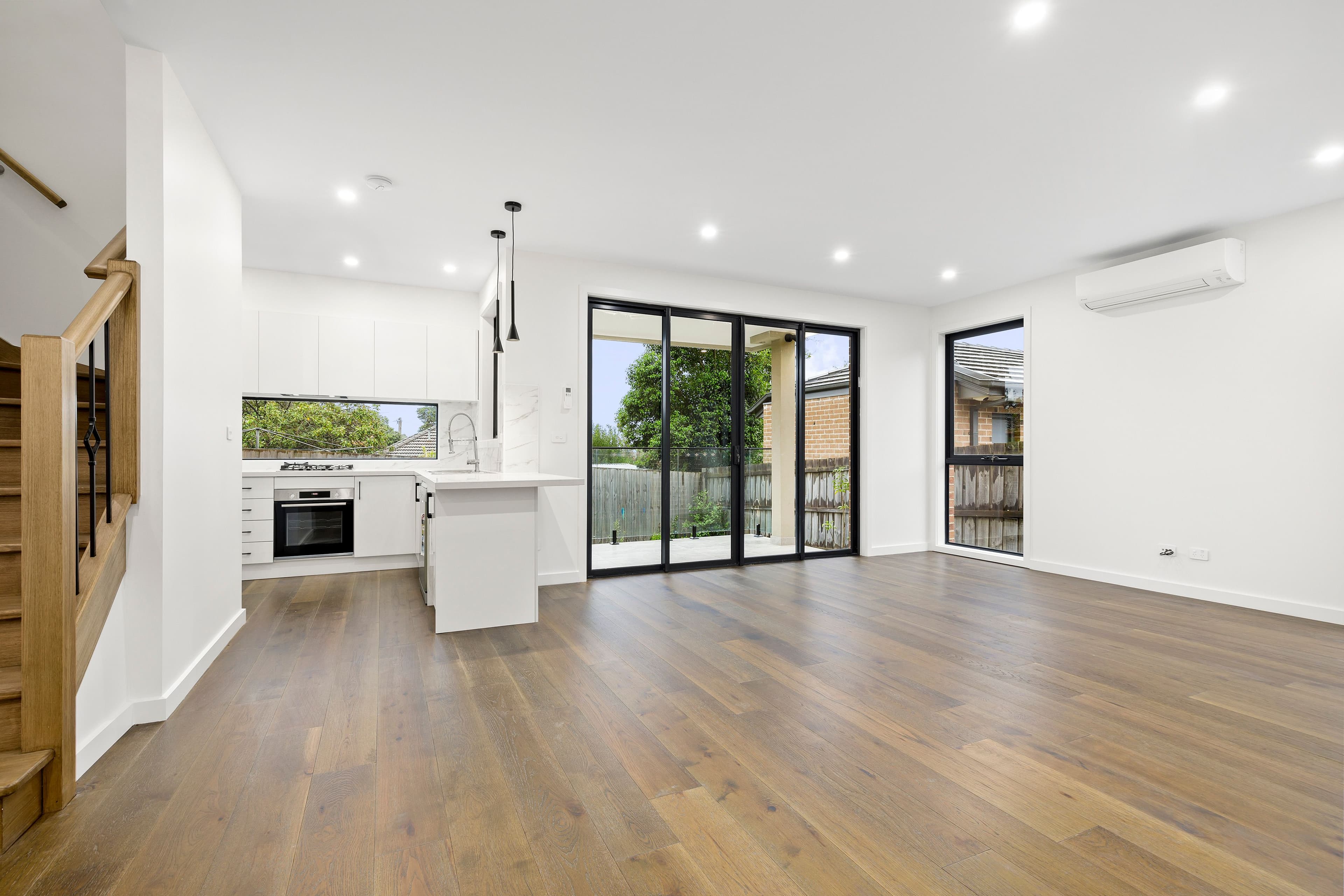 233 Thompsons Road, Templestowe Lower VIC 3107, Templestowe Lower - Thumbnail 2