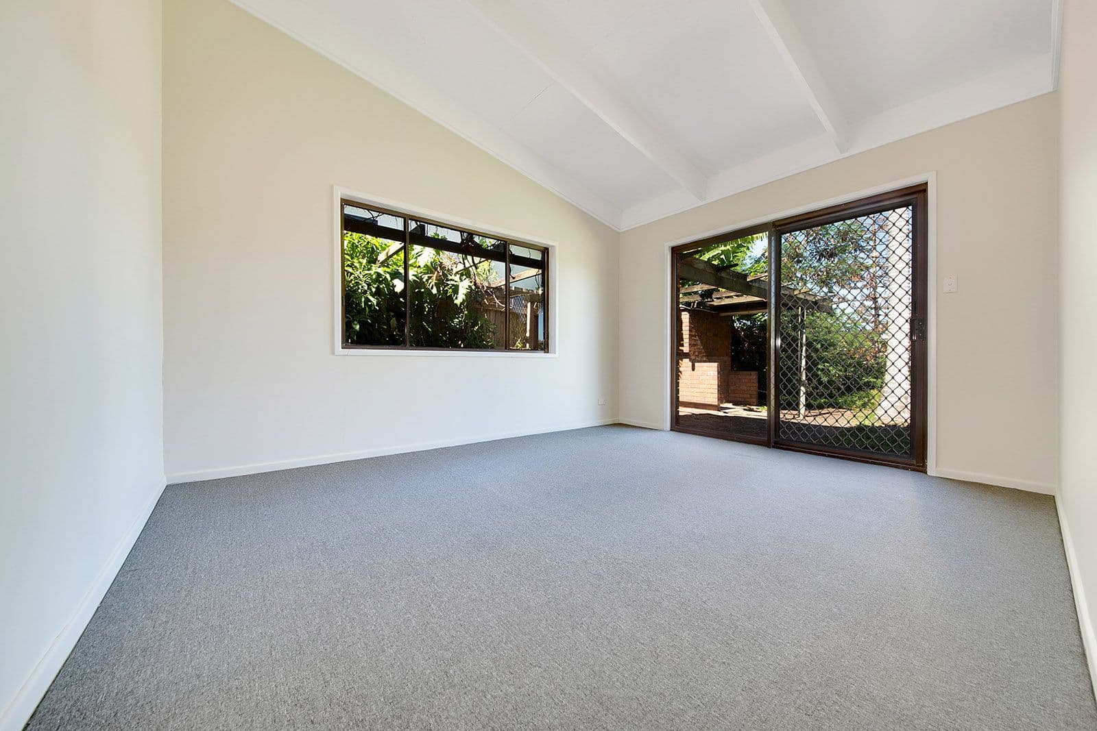 9 Winnecke Road, Tannum Sands QLD 4680, Tannum Sands - Thumbnail 6