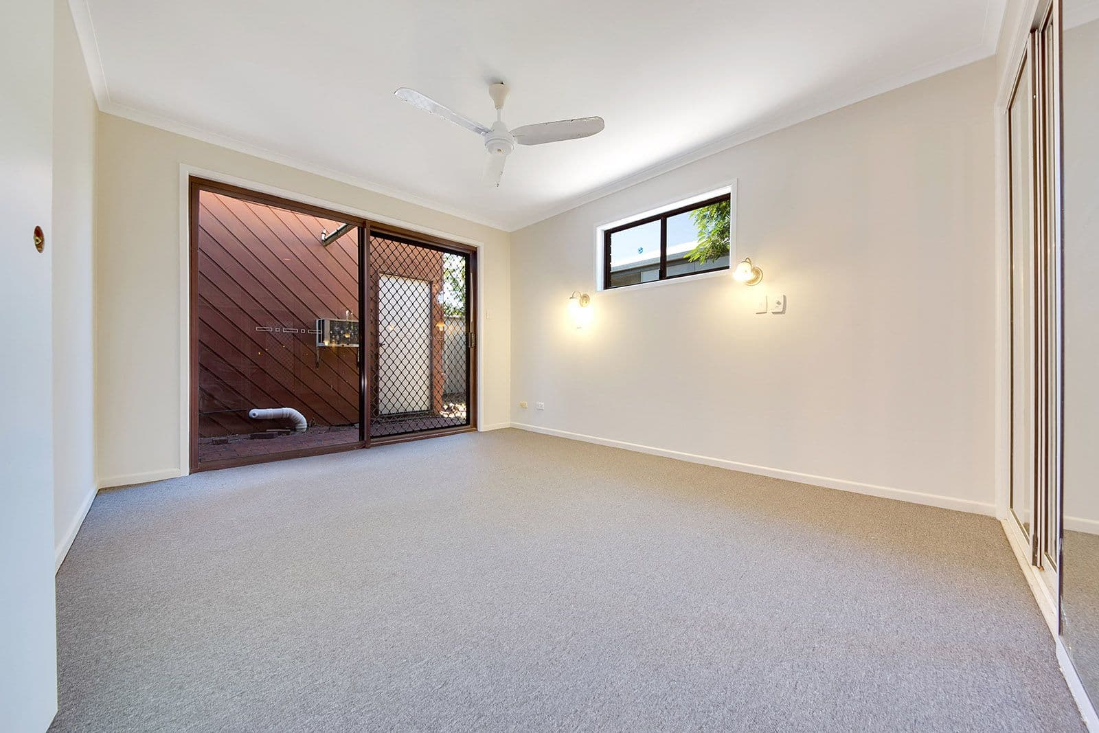 9 Winnecke Road, Tannum Sands QLD 4680, Tannum Sands - Thumbnail 7