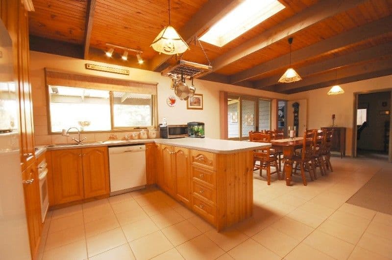 75 Johns Crescent, MOUNT EVELYN VIC 3796, Mount Evelyn - Thumbnail 2