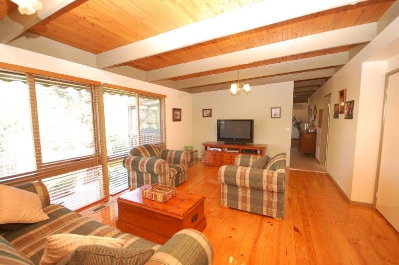 75 Johns Crescent, MOUNT EVELYN VIC 3796, Mount Evelyn - Thumbnail 4