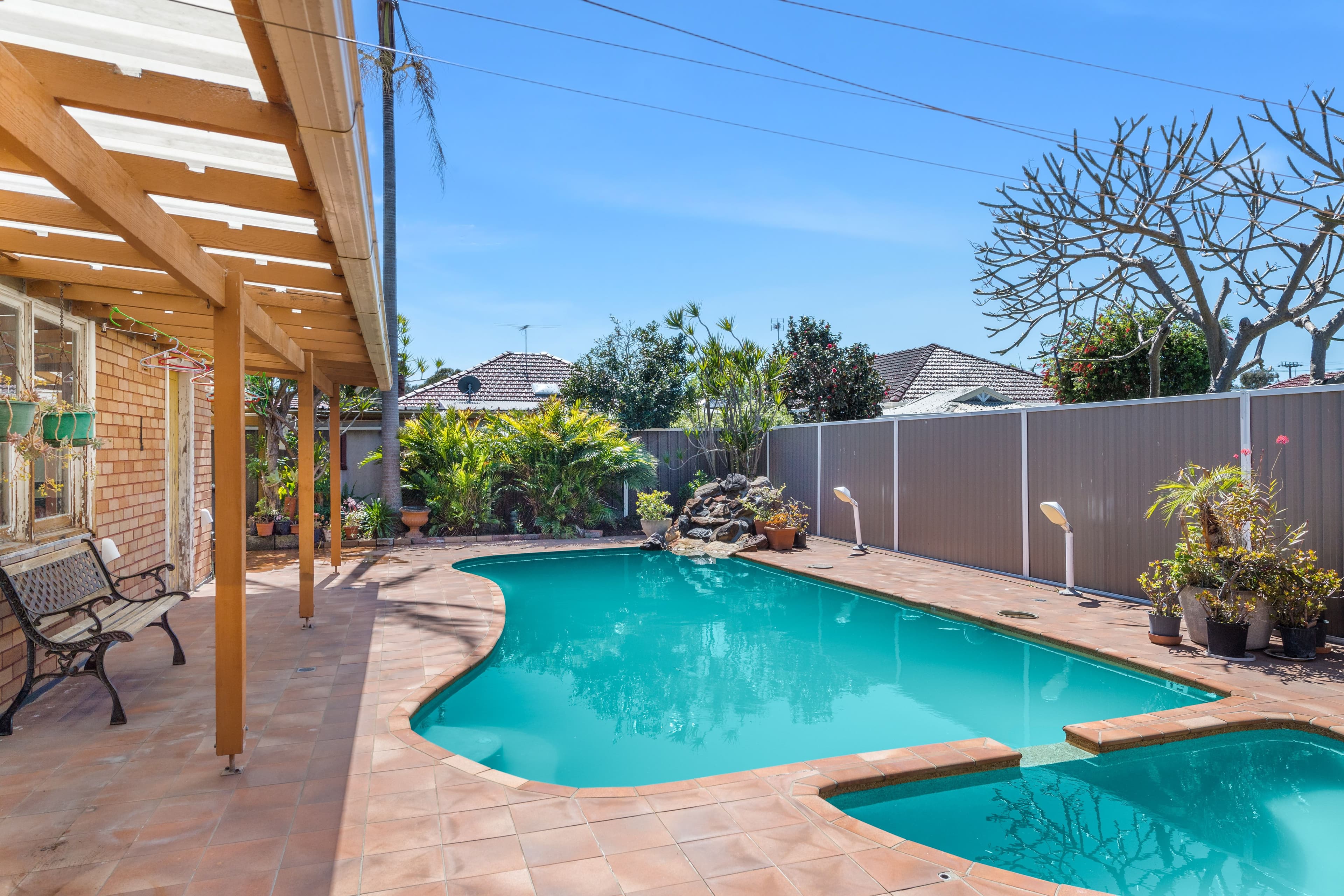 77 Scarborough Street, Monterey - Thumbnail 2