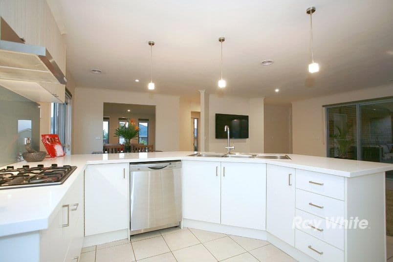 7 Melington Drive, LYNDHURST VIC 3975, Lyndhurst - Thumbnail 8
