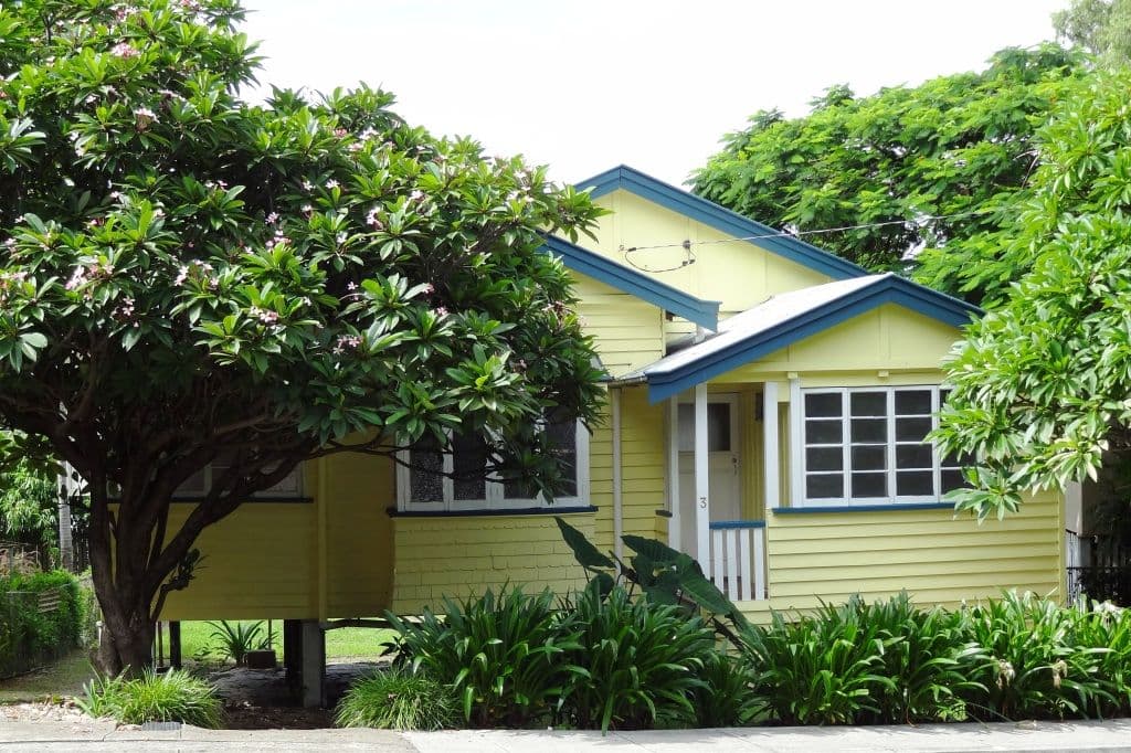 3 Crescent Road, HAMILTON QLD 4007, Hamilton - Image 1