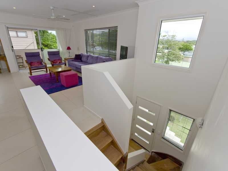 169 Cypress Terrace, PALM BEACH QLD 4221, Palm Beach - Thumbnail 2