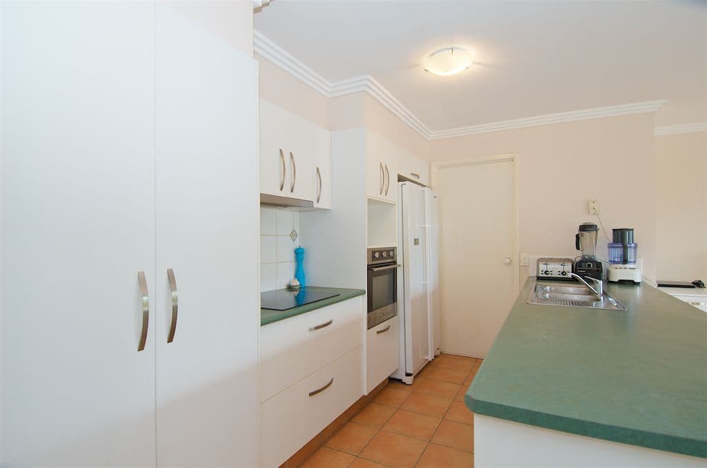 3 Tiger Drive, Arundel QLD 4214, Arundel - Thumbnail 6