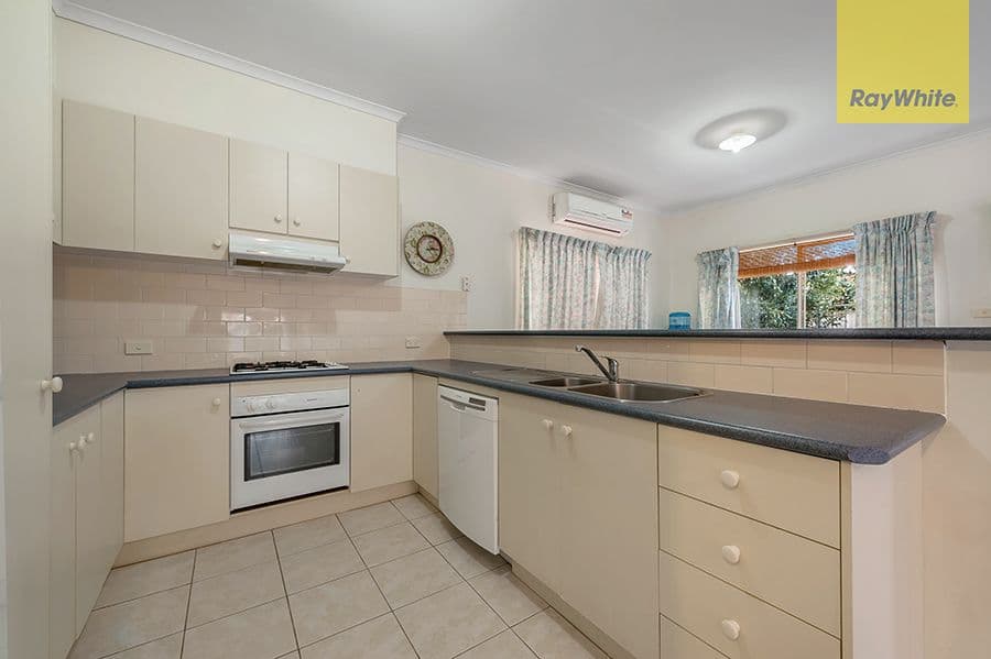 24 Willmott Drive, Craigieburn VIC 3064, Craigieburn - Thumbnail 3