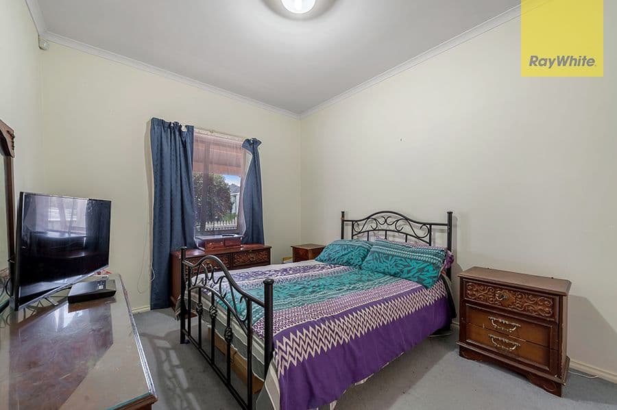24 Willmott Drive, Craigieburn VIC 3064, Craigieburn - Thumbnail 5