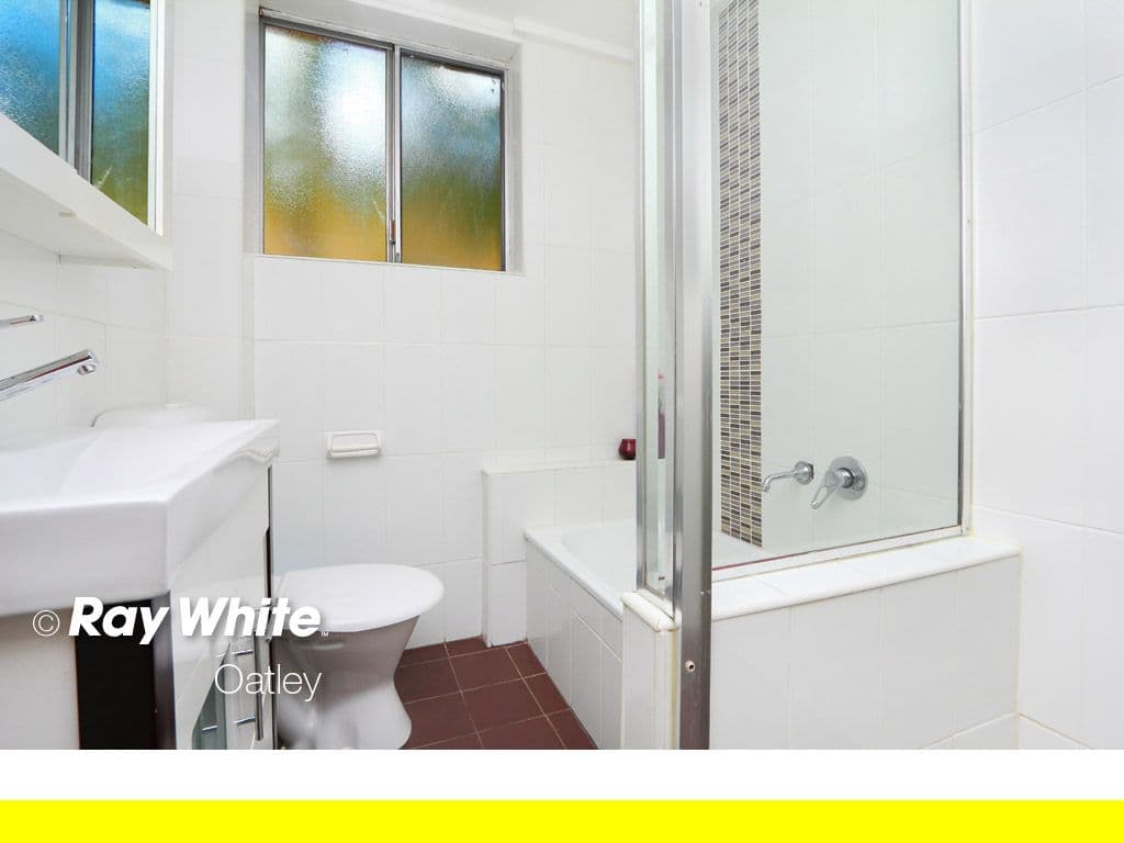 49 Victoria Avenue, PENSHURST NSW 2222, Penshurst - Thumbnail 3