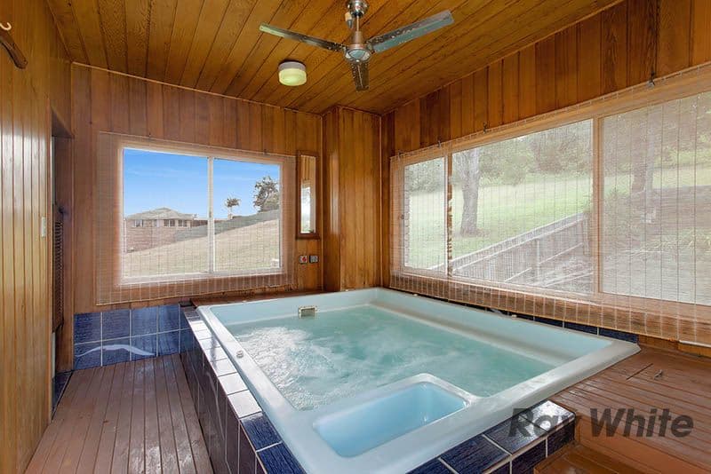 12 Matthews Drive, Mount Warrigal NSW 2528, Mount Warrigal - Thumbnail 6
