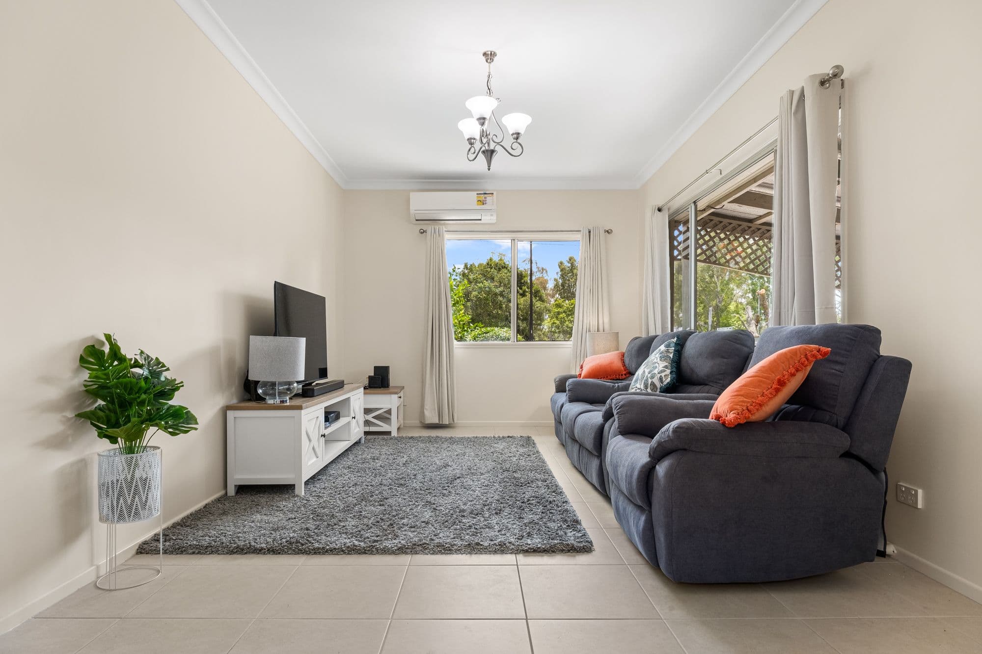 215 Graceville Avenue, Graceville QLD 4075, Graceville - Thumbnail 4