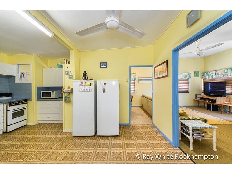 13 Meadow Street, Keppel Sands QLD 4702, Keppel Sands - Thumbnail 3