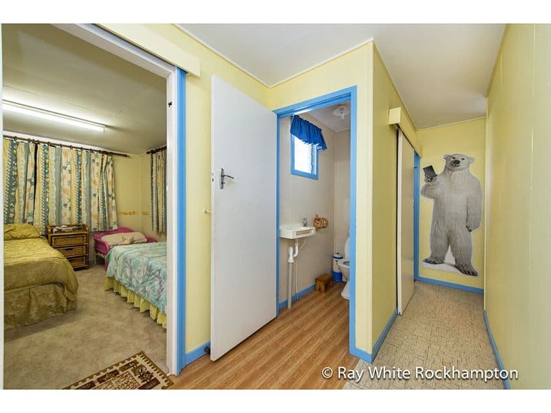 13 Meadow Street, Keppel Sands QLD 4702, Keppel Sands - Thumbnail 5