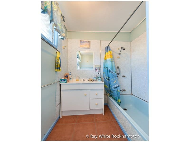 13 Meadow Street, Keppel Sands QLD 4702, Keppel Sands - Thumbnail 7