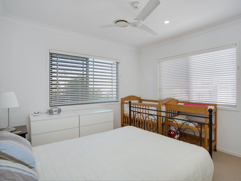 15 Howard Street, MORNINGSIDE QLD 4170, Morningside - Thumbnail 8