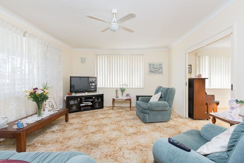 4 Phillip Crescent, Barrack Heights - Thumbnail 2