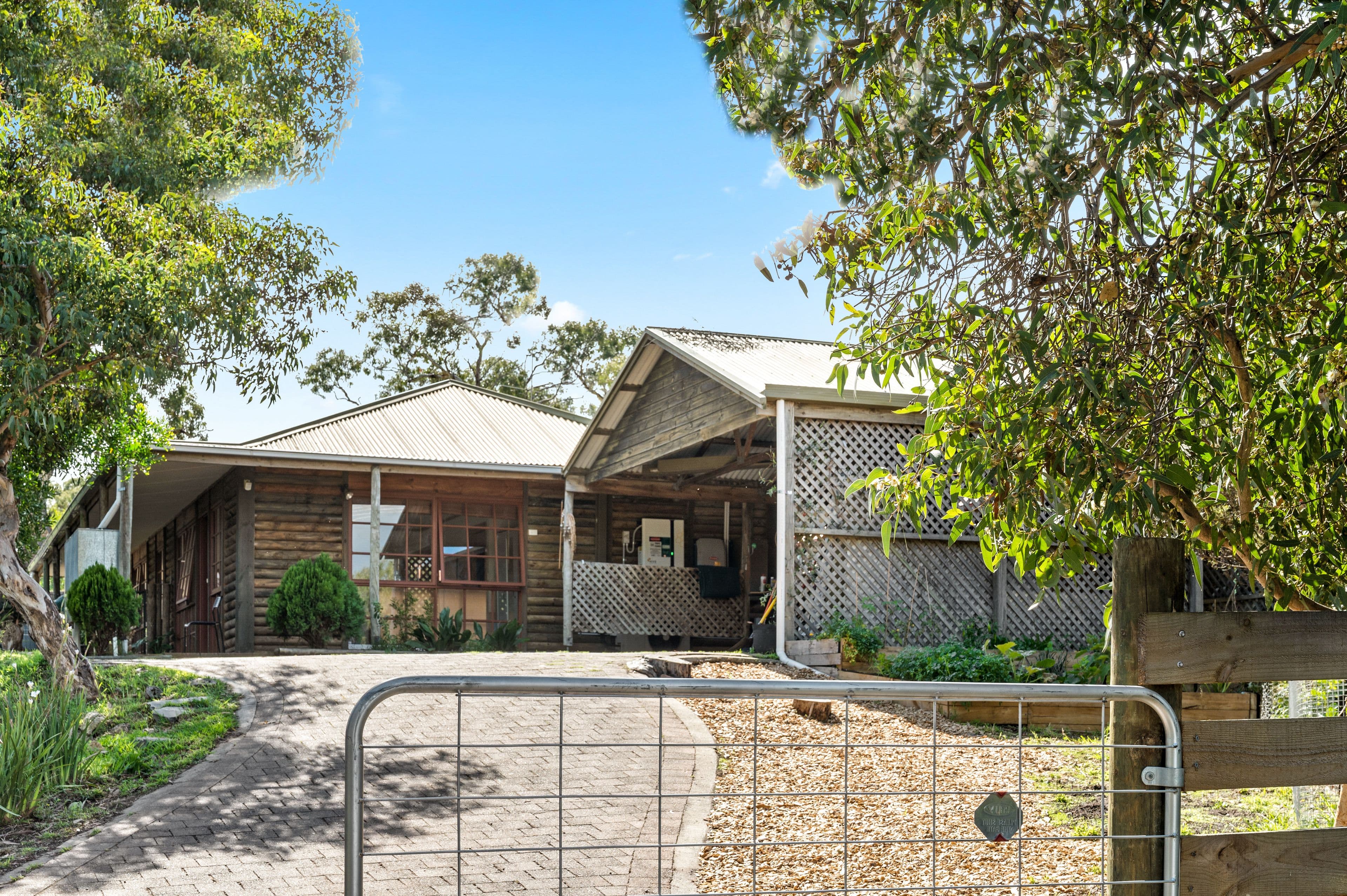 18 Altman Avenue, Victor Harbor SA 5211, Victor Harbor - Image 1