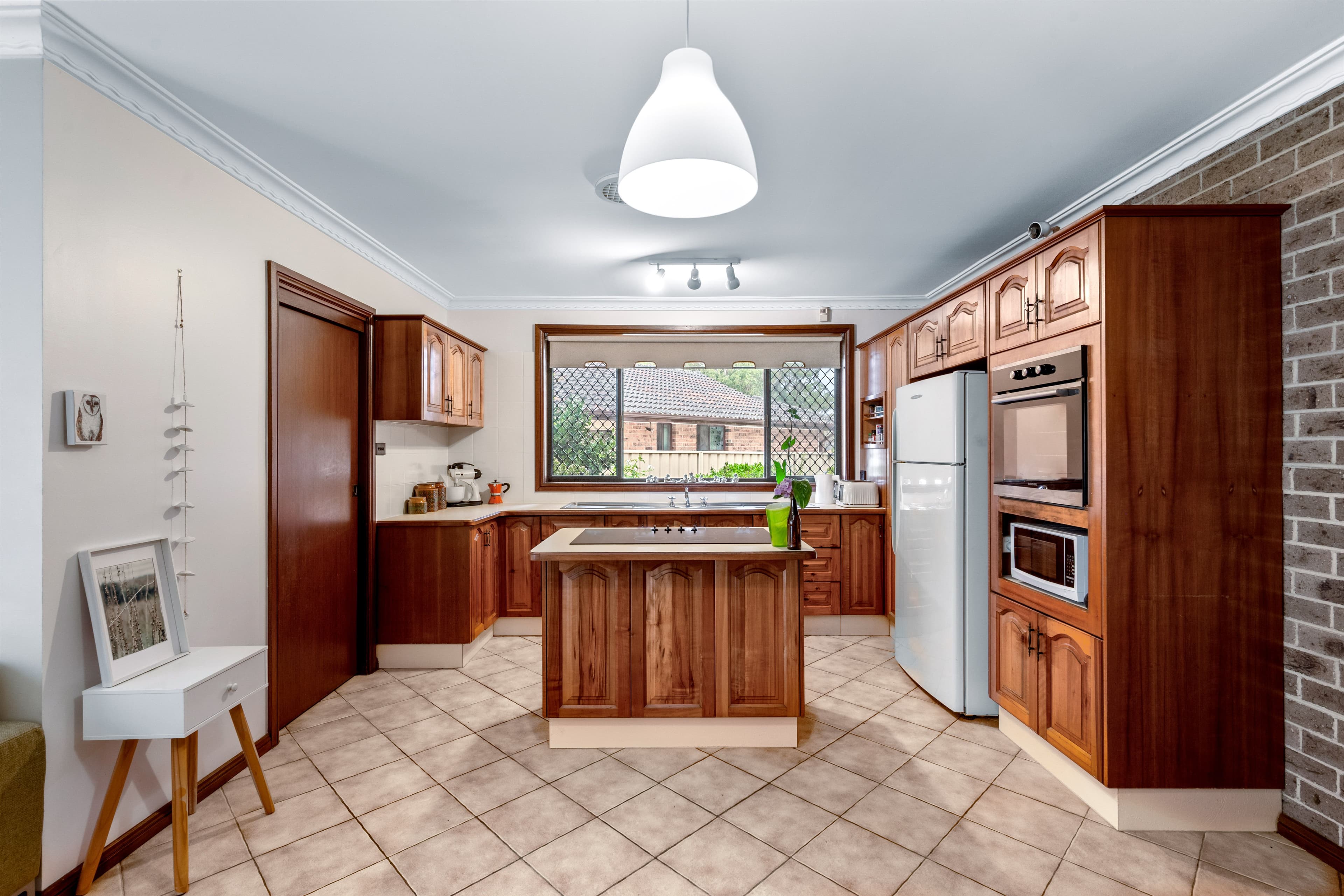 43 Livingstone Avenue, Ingleburn NSW 2565, Ingleburn - Thumbnail 2