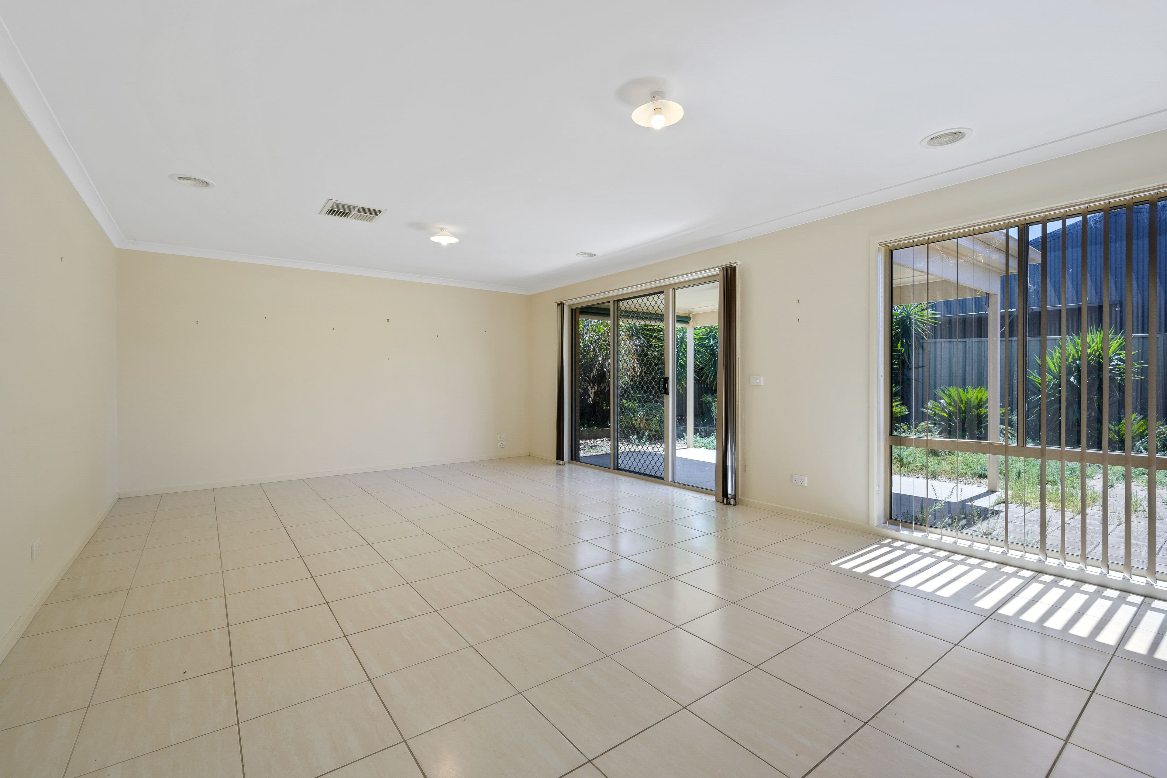 4 Stanford Court, Thurgoona NSW 2640, Thurgoona - Thumbnail 3