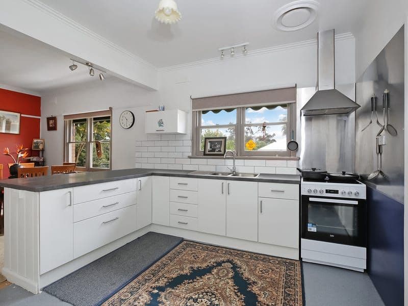 8 Inglis Court, Colac VIC 3250, Colac - Thumbnail 2