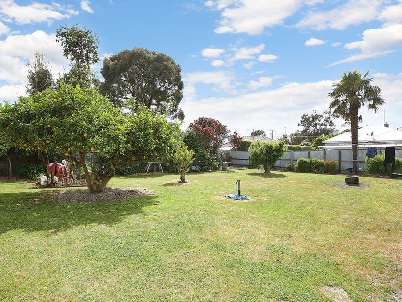 8 Inglis Court, Colac VIC 3250, Colac - Thumbnail 8
